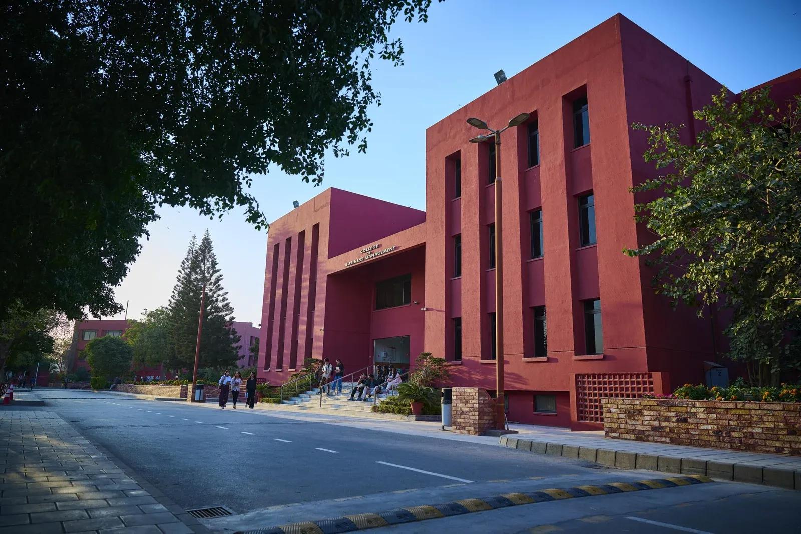 campus-logo