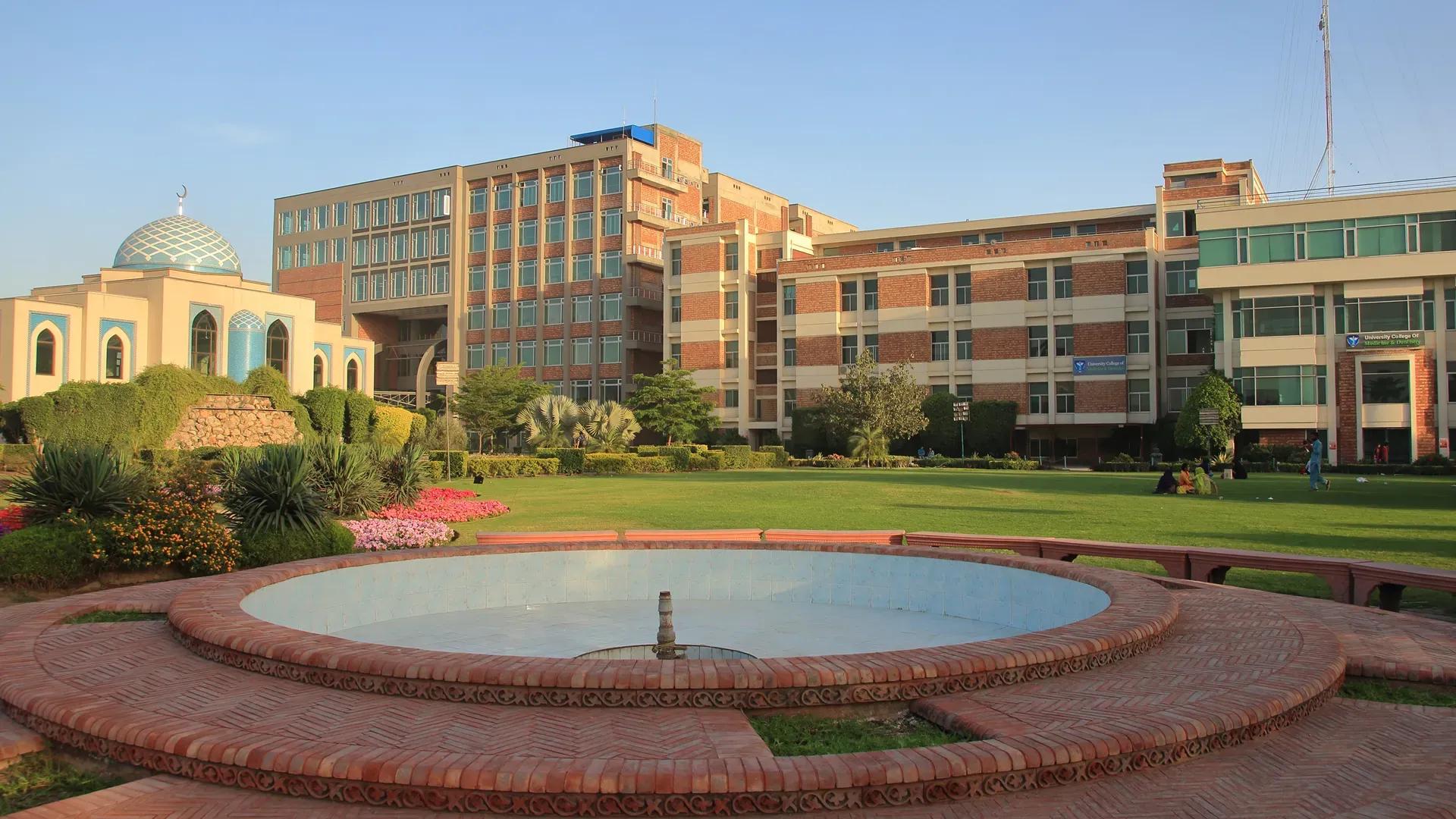 campus-logo