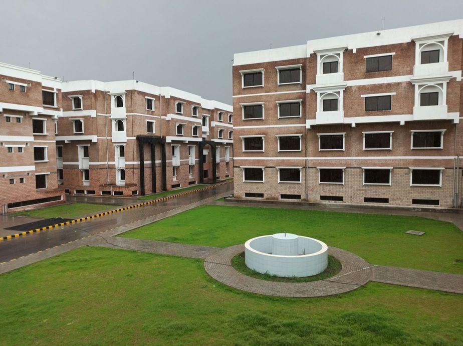 campus-logo